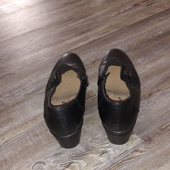 Clarks Women's Warren Block heel ankle boot shoe  Sz 10  NWOT - Picture 4 of 8